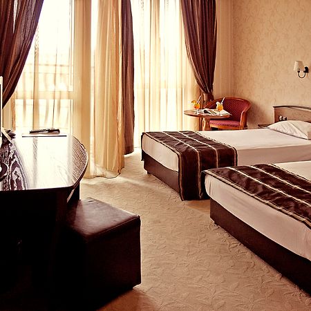 Park Hotel Пловдив Экстерьер фото