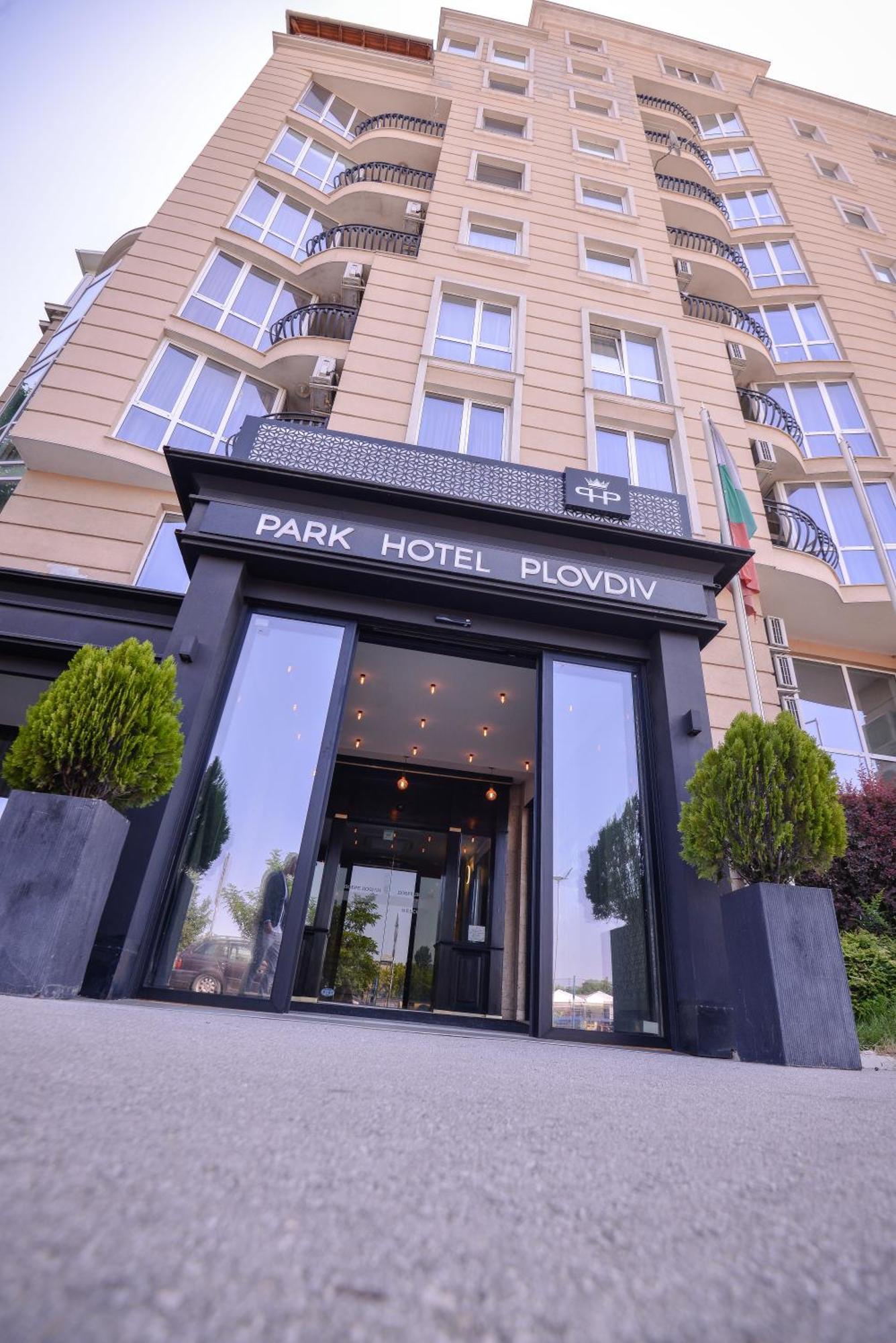 Park Hotel Пловдив Экстерьер фото